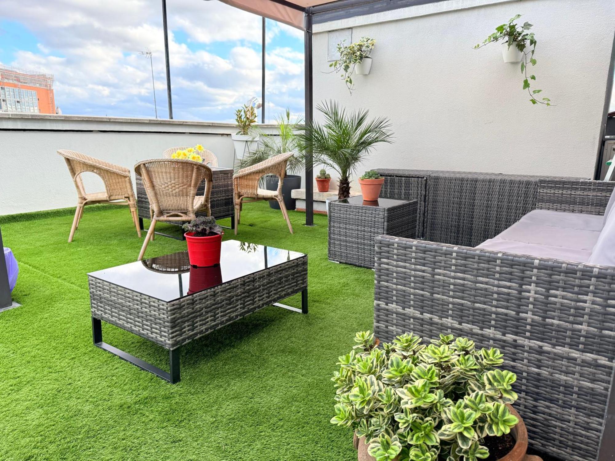 Апартаменты Penthouse Madrid View Экстерьер фото